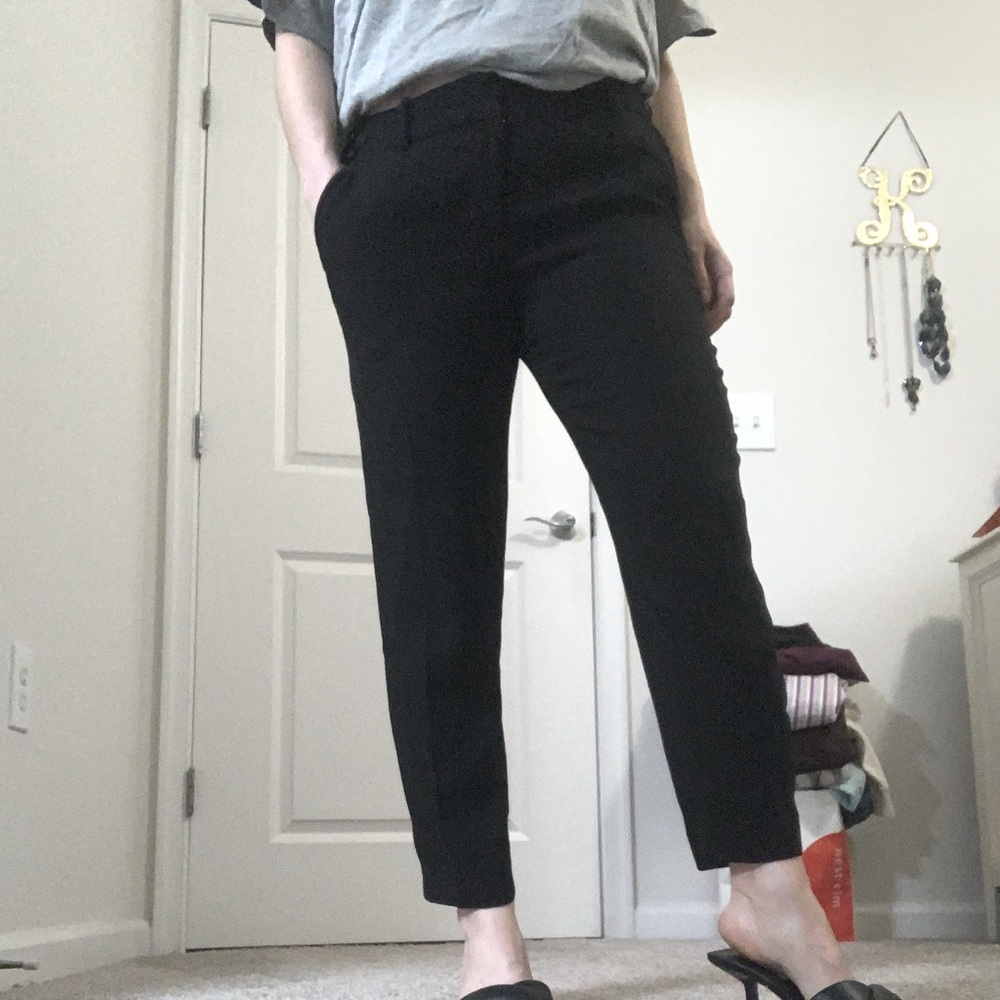 ANN TAYLOR PETITE - Black Straight Leg Ankle Pants 6P